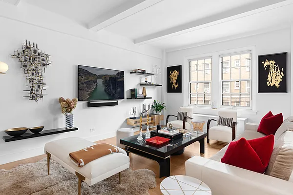 Sold by Compass | media 3