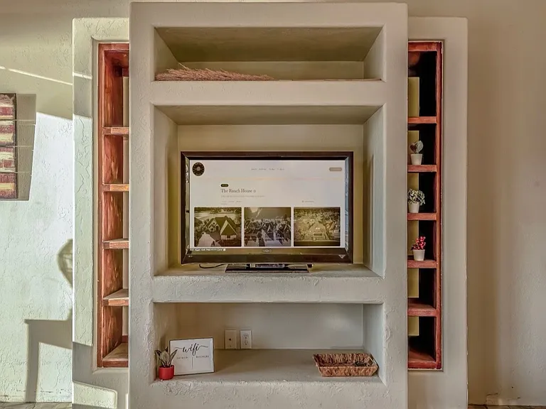7623 Wyatt Lake Dr — Photo 48