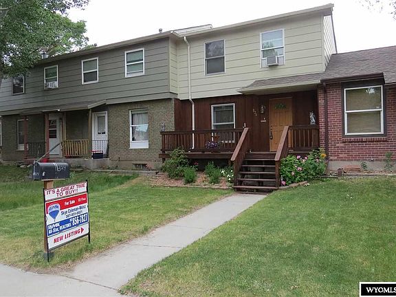 5th image of 824 Mary Anne Dr
