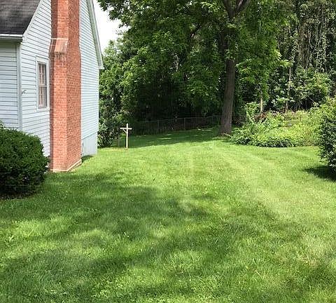 3rd image of 229 Echols Ln