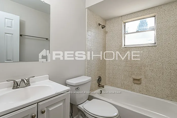3848 Beachman Dr — Photo 15