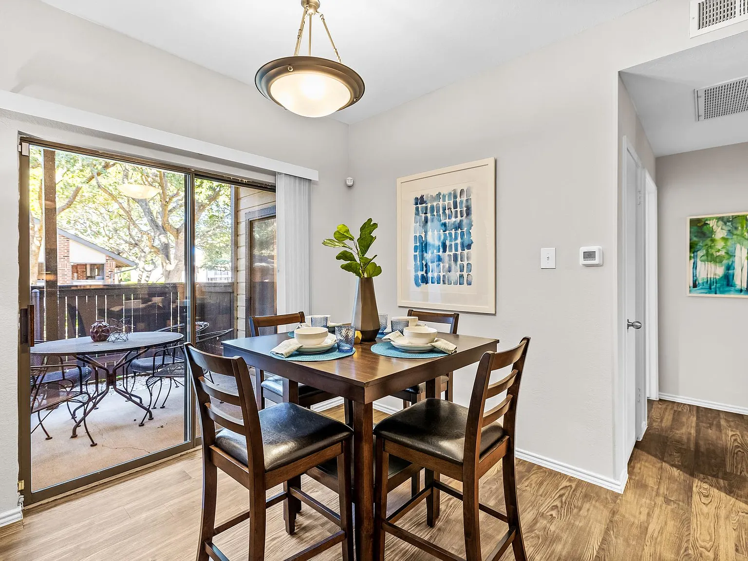 Oakhaven — Photo 4