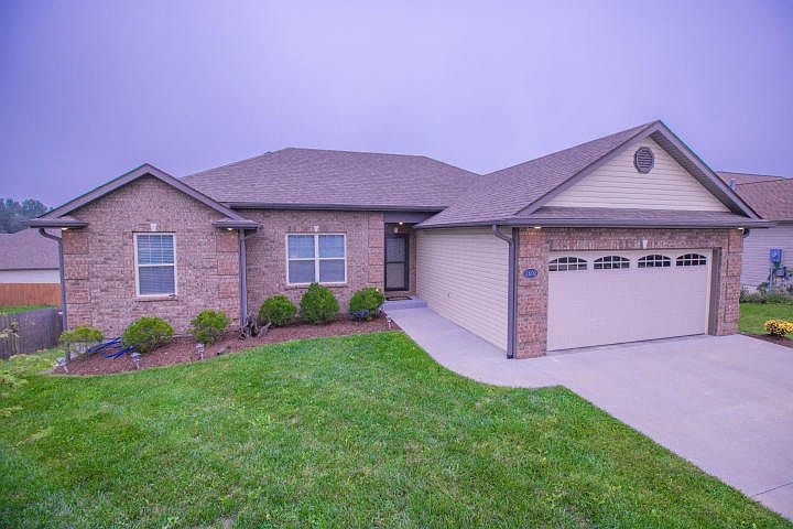 2nd image of 2602 Agate Way
