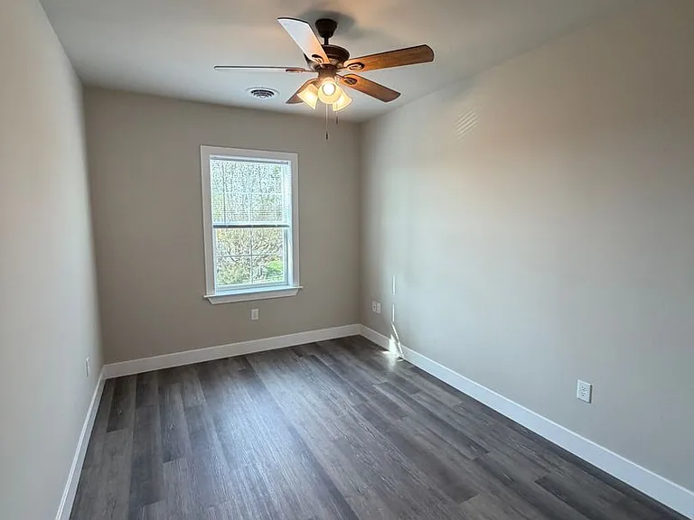 Salem Run Apartments Phase 2 — Photo 114