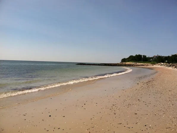 (undisclosed Address), Osterville, MA 02655