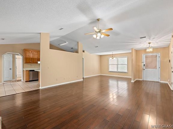 3rd image of 2804 Partridge Ln