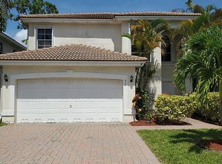 517 Alejandro Ln, Greenacres, FL 33413