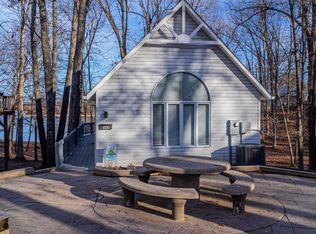 340 Bayside Dr, Grand Rivers, KY 42045