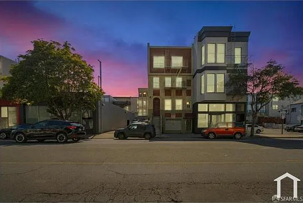 1330 Valencia St #A — Photo 5