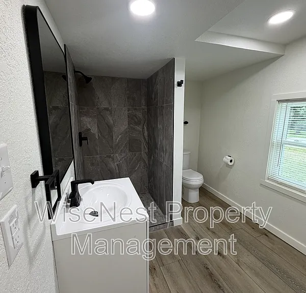 1100 S Savage St — Photo 15
