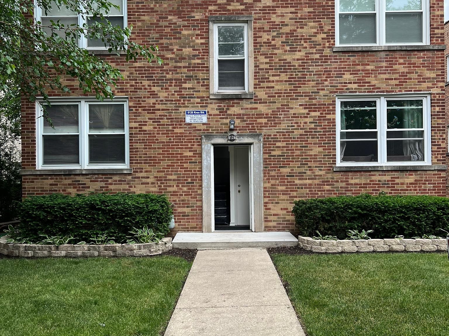 8126 Knox Ave APT 2B, Skokie, IL 60076 Zillow