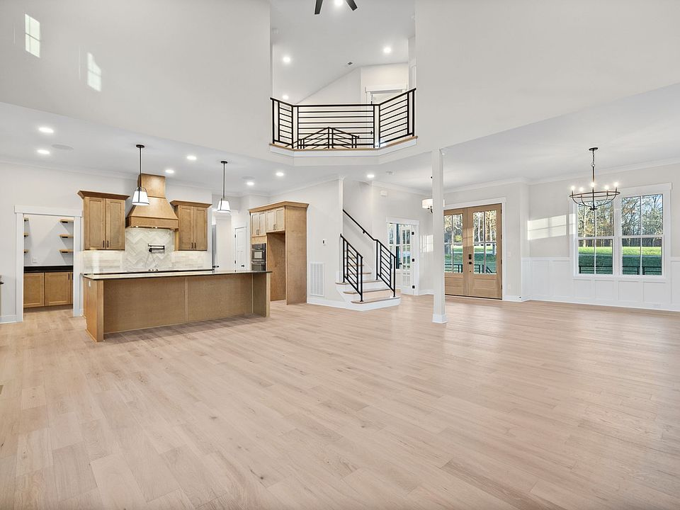 1st image of 1319 Shady Grove Rd