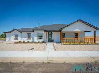 1 Peachtree Ct, Roswell, NM 88201