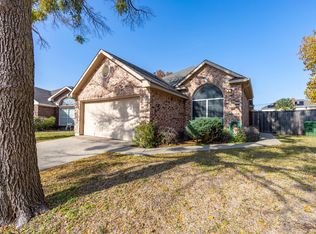 3833 Seminole Pl, Carrollton, TX 75007