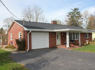 805 Browns Ln NE, Corydon, IN 47112