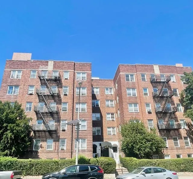 297 Lincoln Avenue