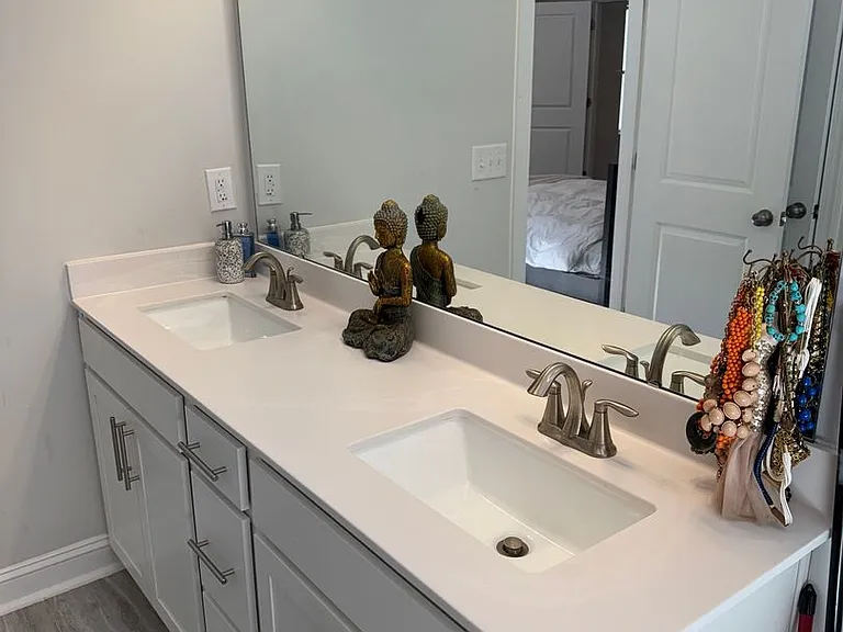 636 Cormiche Ln — Photo 16