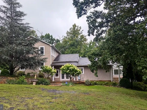 2114 E Lee Hwy, New Market, VA 22844