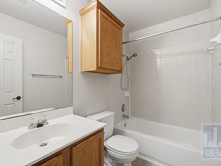 1506 Fort Lloyd Pl — Photo 9