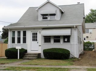 42 Riverview Ave, Pawtucket, RI 02860