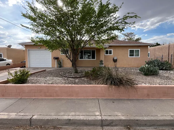 3121 Madeira Dr NE, Albuquerque, NM 87110