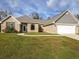 210 Southern Creek Cir, Haughton, LA 71037