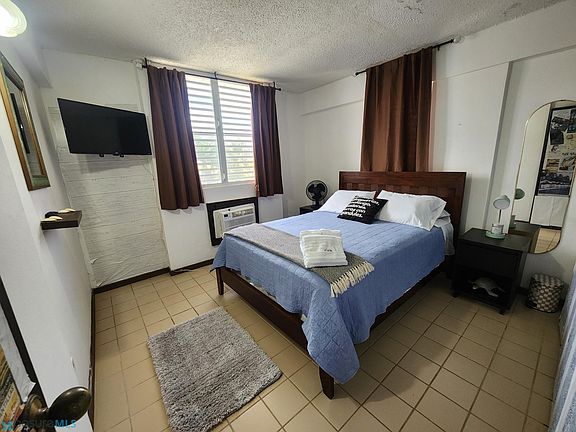 2nd image of 733 Ocean Dr #408