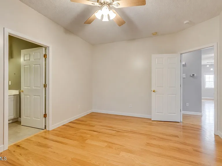 28 Cherokee Ridge Ct — Photo 14