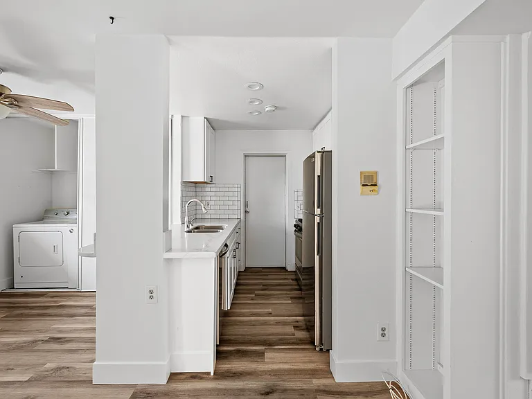 4114 Ohio St #103 — Photo 11