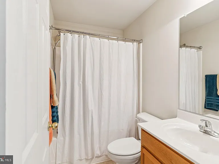 7821 Outing Ave #A — Photo 16