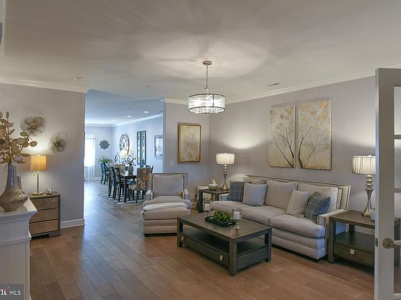 5th image of 13143 Little Hayden Cir #101