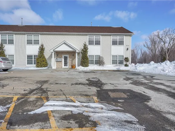 4510 Broadway APT 3, Depew, NY 14043