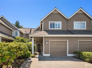 3733 101st Way NE #605, Kirkland, WA