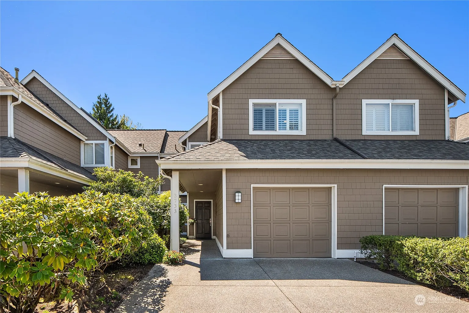 3733 101st Way NE #605 photo 1