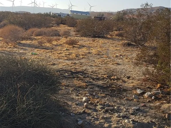 26 Seeley Rd, Whitewater, CA 92282