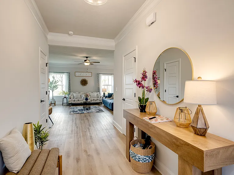 4061 Cottingham Way — Photo 4
