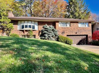 302 Brookwood Ln, Beckley, WV 25801