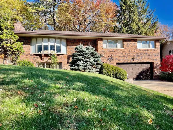 302 Brookwood Ln, Beckley, WV 25801