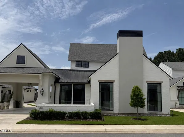 203 Shadow Bend Dr, Broussard, LA 70518
