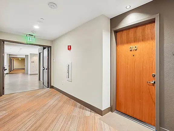 400 El Camino Real #210 — Photo 16