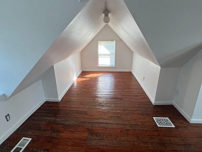 724 Parry Ave #B — Photo 18