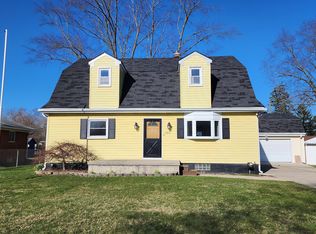 11851 Russell Ave, Plymouth, MI 48170