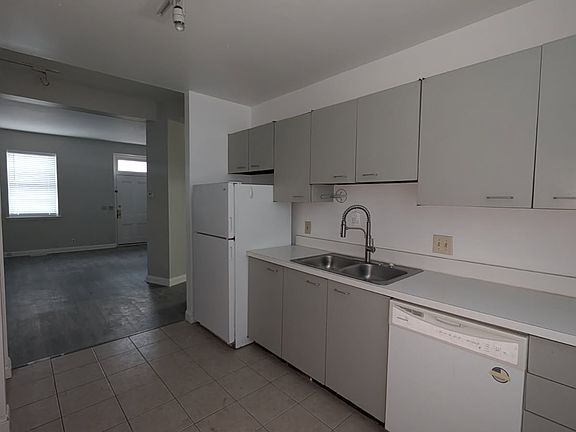 2nd image of 2218 S 11th St #1F