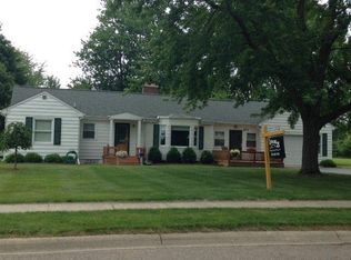 612 Warren Ave, Flushing, MI 48433