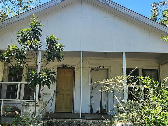 5th image of 1009 Linden St #A & B