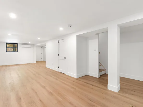 67 Norman Avenue HOUSE image 18 of 19