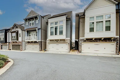1125 Kirkland Cir Photo 1