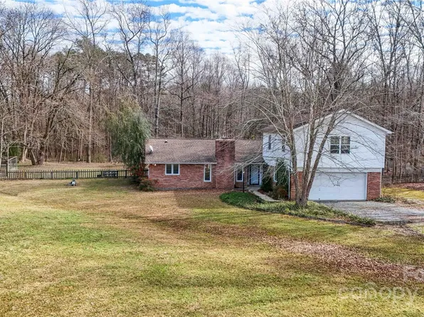4621 Wolf Pond Rd, Monroe, NC 28112
