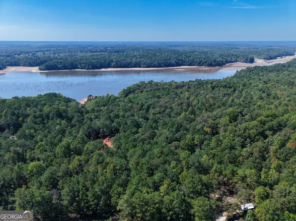 1107 N State Line Rd, Lagrange, GA 30240