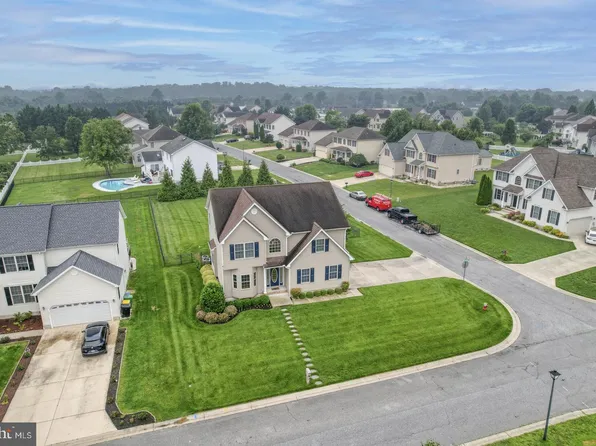 163 Mannering Dr, Dover, DE 19901